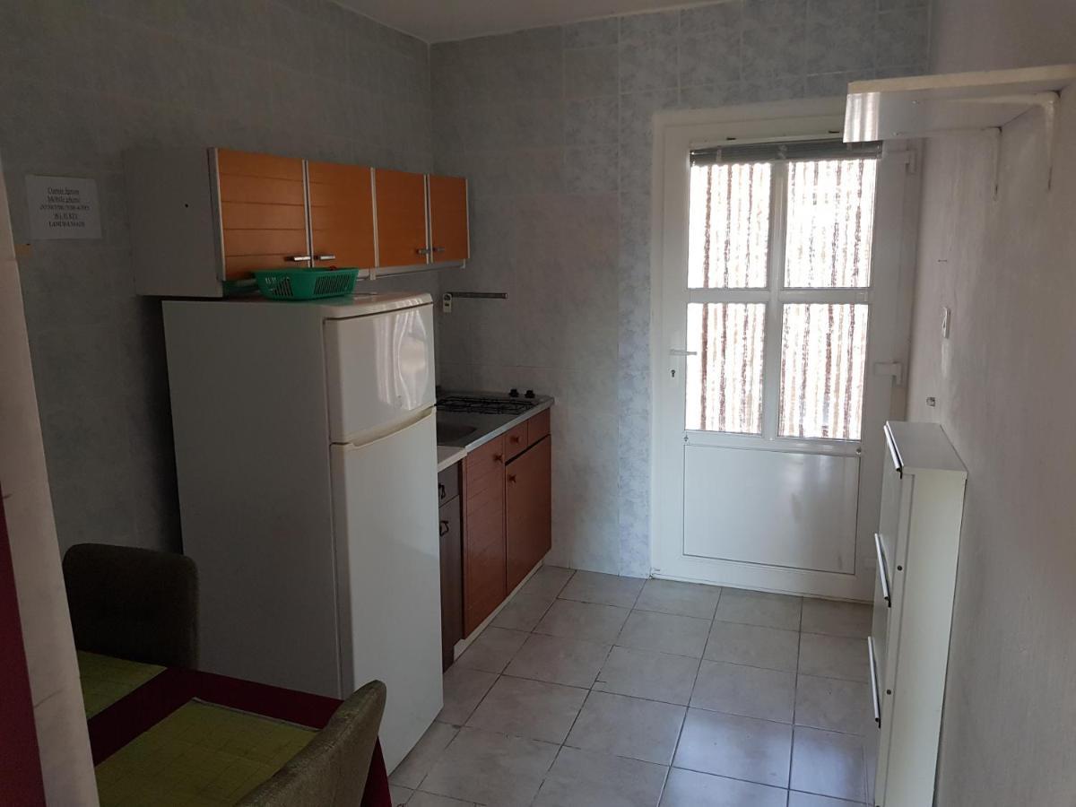 Apartments Nikol Lopar Εξωτερικό φωτογραφία