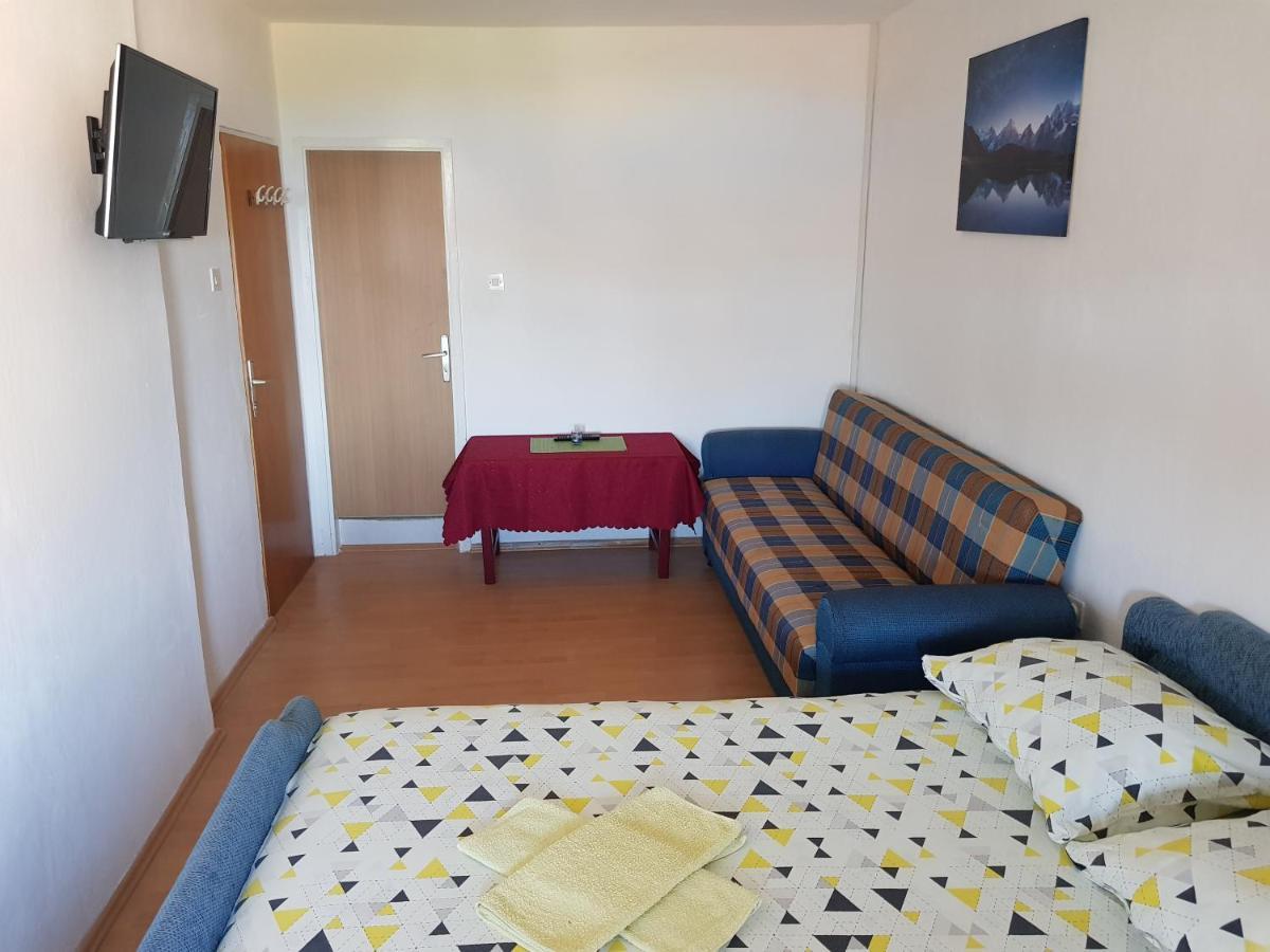 Apartments Nikol Lopar Εξωτερικό φωτογραφία